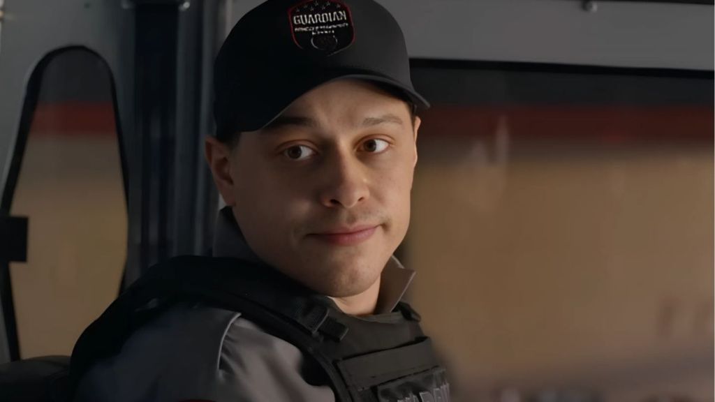 Pete Davidson Cut Down to Three Friends Because of Eddie Murphy