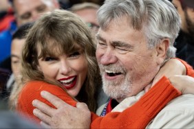Travis Kelce dad Taylor Swift