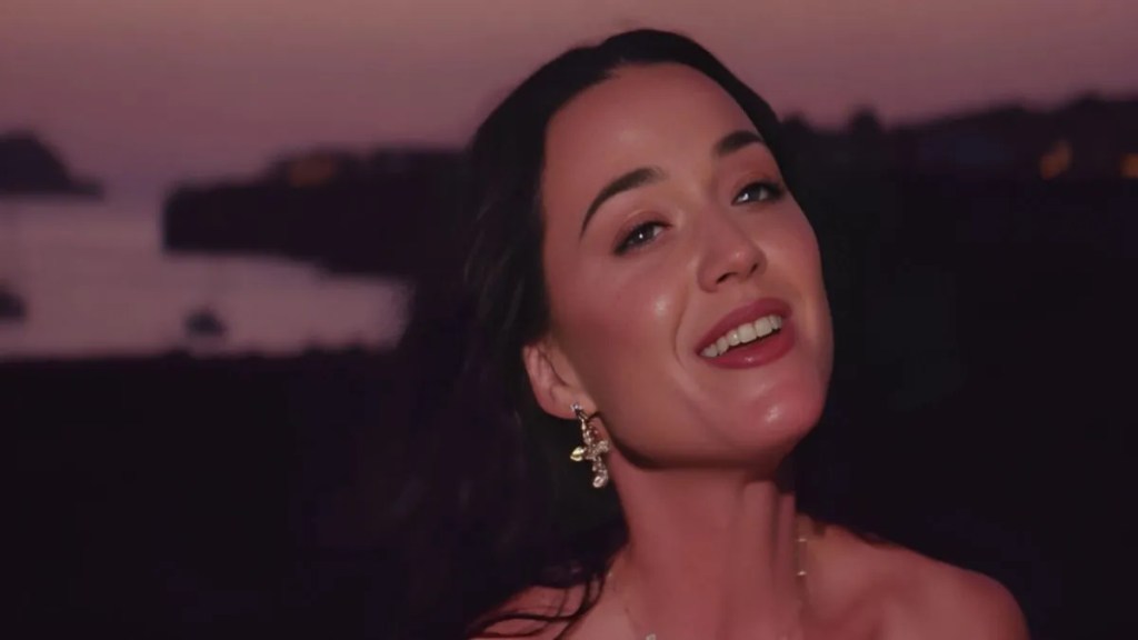 Katy Perry’s Daring Corset Dress Has Fans Doing a Double Take