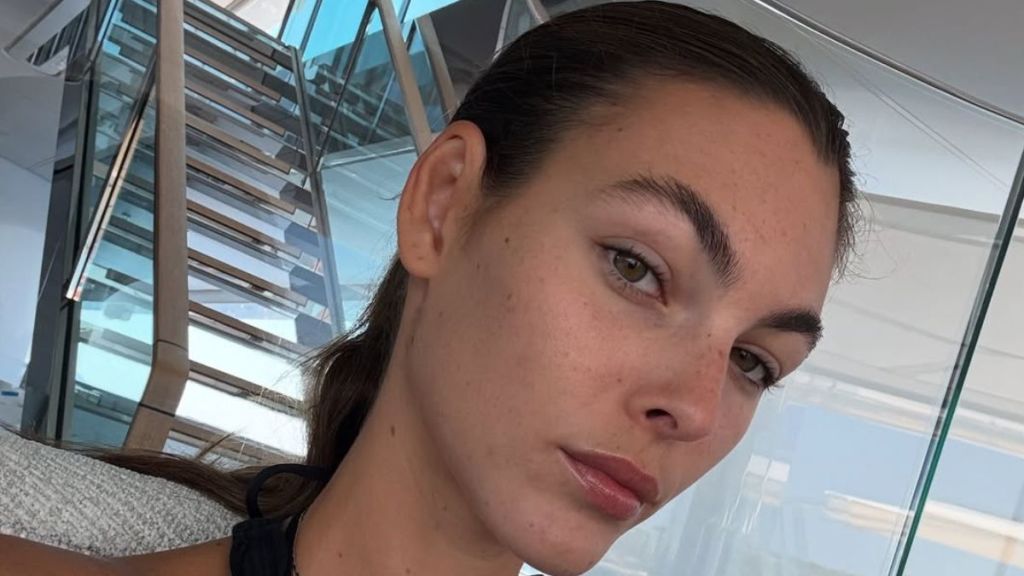 Leonardo DiCaprio's Girlfriend Nearly Bares It All in New Photo