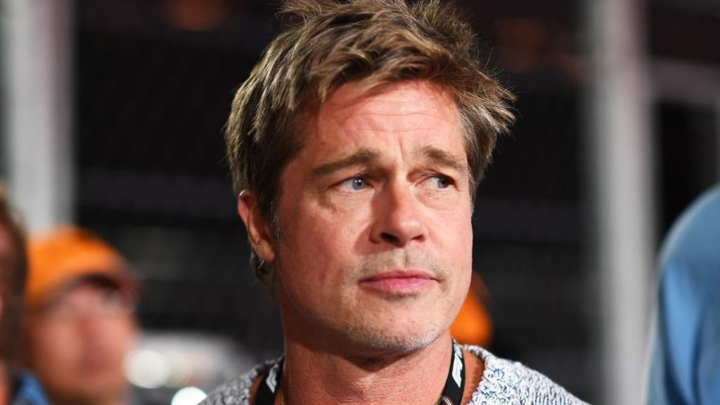 Brad Pitt's Ex-Wife & Ex-Fiancée Dedicatedly Gossip About Him