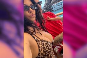 kourtney kardashian bikini italy photos