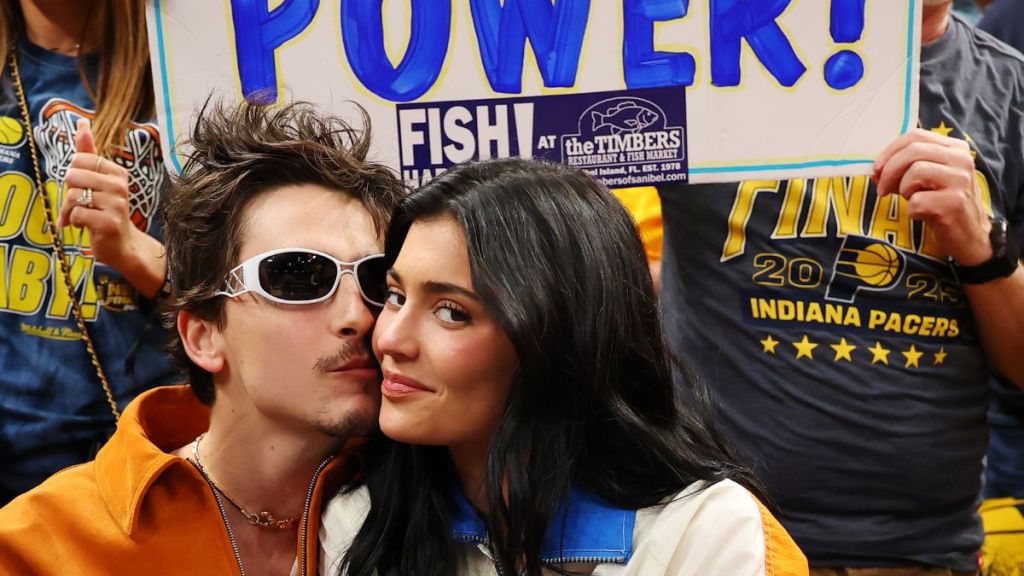 Kylie Jenner & Timothee Chalamet’s Relationship Not What It Used To Be, Says Source