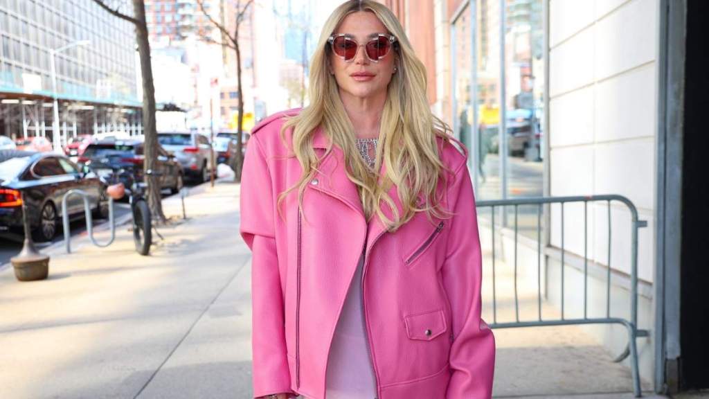 Kesha Has Her 'T--- Out' As She Strips Down In New Photo