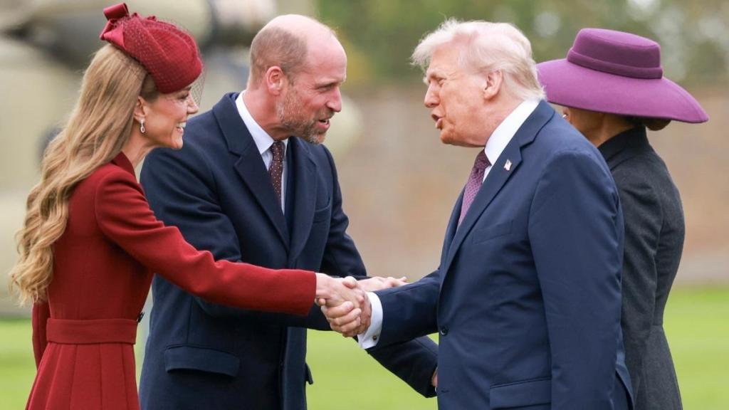 Why Kate Middleton's No-Curtsy Greeting To Donald Trump Falls Under Royal Protocol