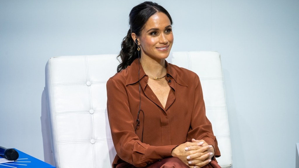 Meghan Markle Sending ‘Conflicting Messages’ To Target Audience With Wardrobe Choices, Expert Claims