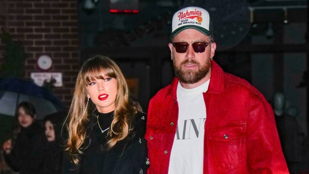 Travis Kelce & Taylor Swift Hit up Steakhouse After On-Field Slap Incident