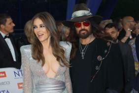 Elizabeth Hurley & Billy Ray Cyrus Bring Pose With Her Son in Awards Night Photos
