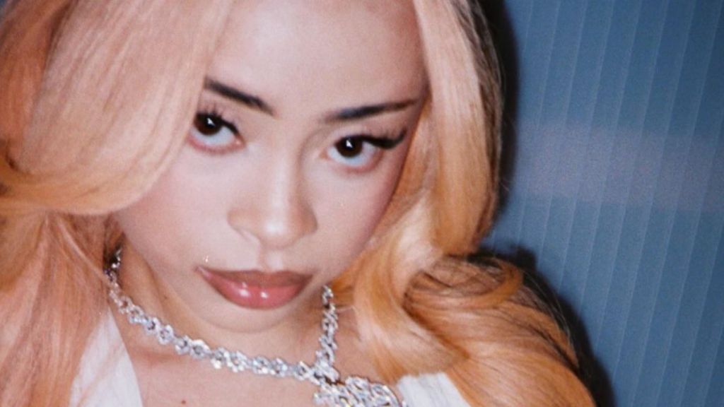 Fans React to Ice Spice in One-Piece With Daring Neckline: 'Spicy'