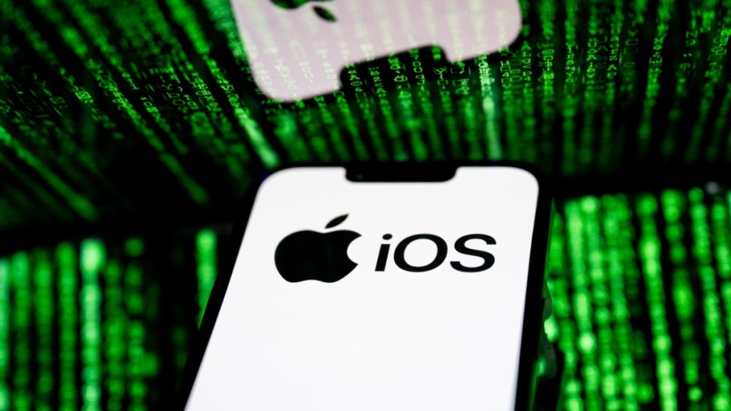 iPhone Users Asking ‘iOS 26 vs. 18.7?’ Get a Simple Answer