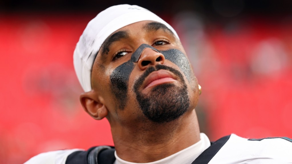 Jalen Hurts Shuts Down Kansas City Chiefs' Chris Jones Amid Trash Talk