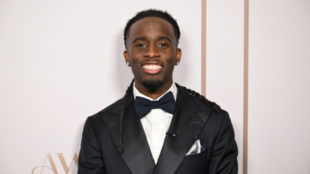 Kai Cenat Tries To Recreate ‘Up’ Balloon Flight on Stream