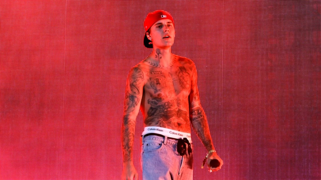Justin Bieber Beats Beyonce to Become Coachella's Highest-Paid Headliner