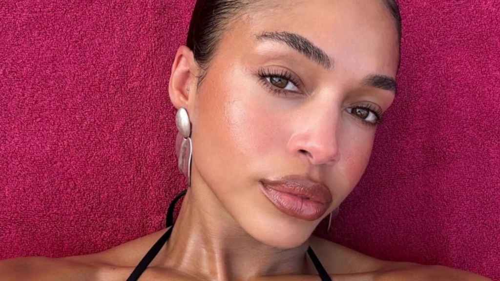 Fans React as Lori Harvey Stuns in Just a Black Thong: 'Soooo gorgeous'