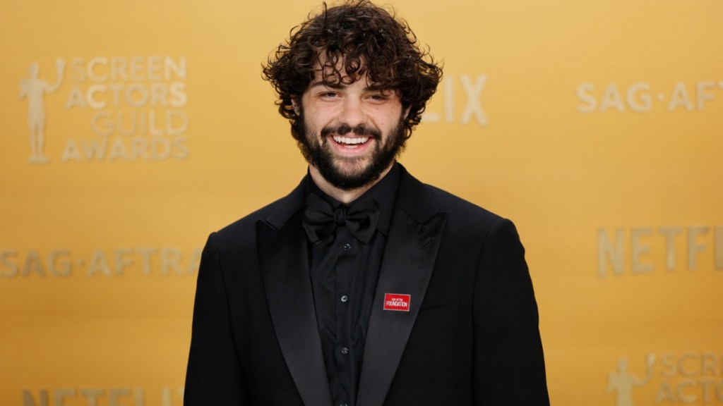 Noah Centineo's Support for Jimmy Kimmel Goes Viral for Wrong Reasons
