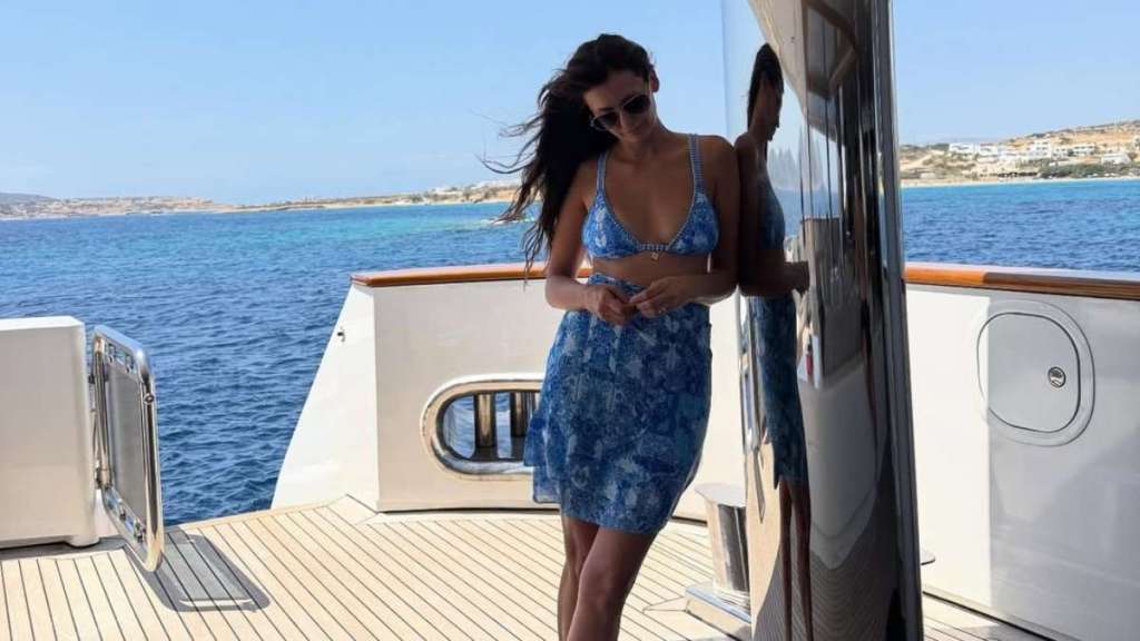 Nina Dobrev In a Bikini on a Yacht With Zac Efron Has the Internet Reeling