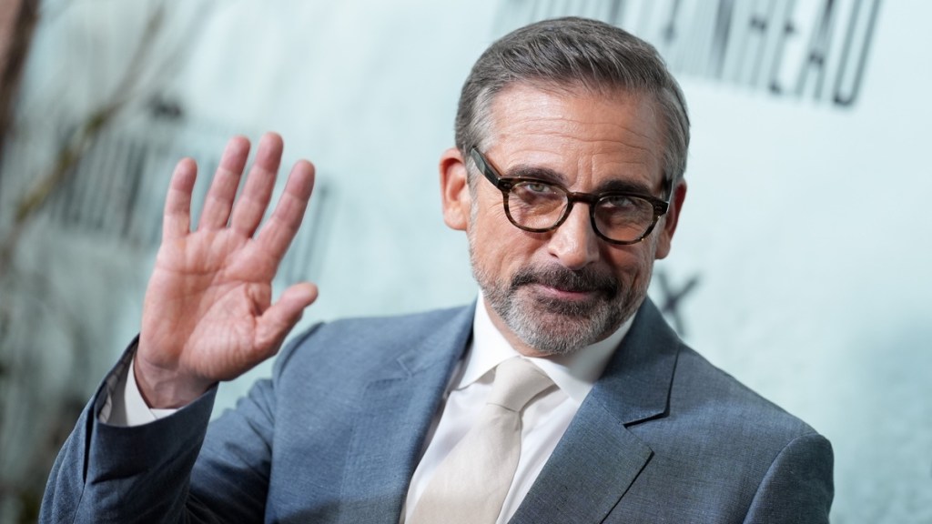 Steve Carell’s ‘Silver Fox’ Appearance Wowed Fans at US Open
