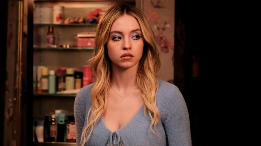 Sydney Sweeney’s New Look Turns Heads in New Movie Photos