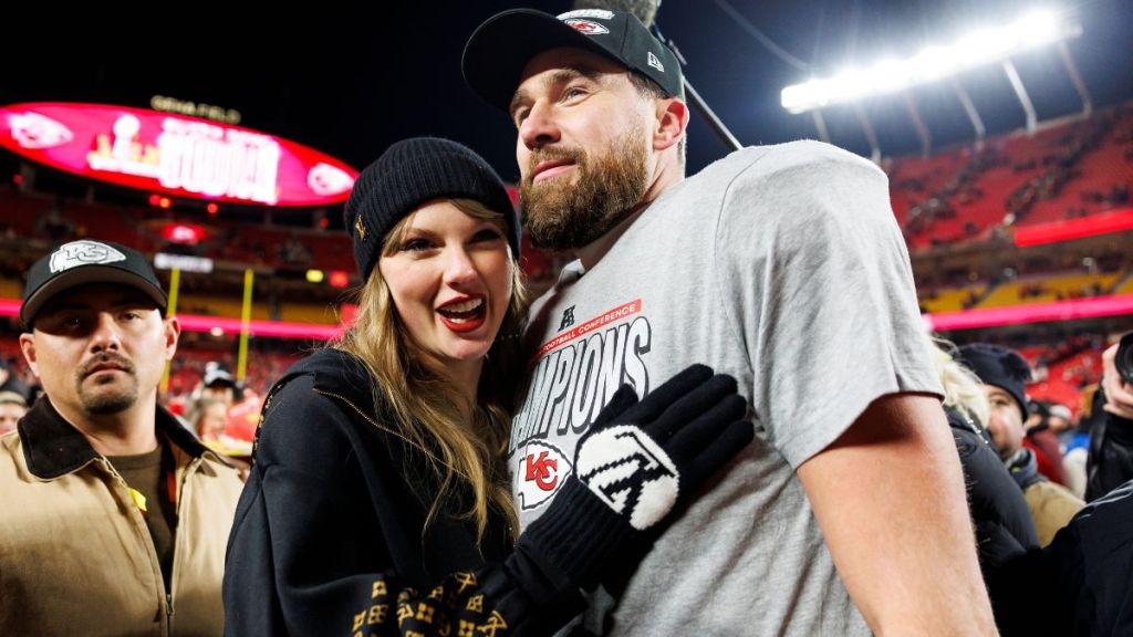 Travis Kelce's Relationship With Taylor Swift Might Not Be Helping His Career Much, Says Source