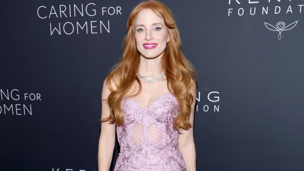 Jessica Chastain’s Lace Gown Look Is as Cheeky as It Is Ethereal