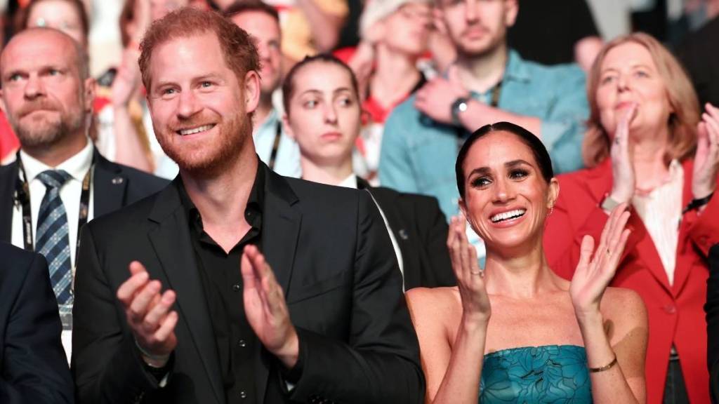 Prince Harry Won’t Take Meghan Markle’s ‘No for Answer’ When Planning UK Return, Source Claims