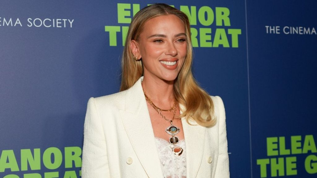 Scarlett Johansson Gives Businesswear a Lacey Twist in NYC Photos