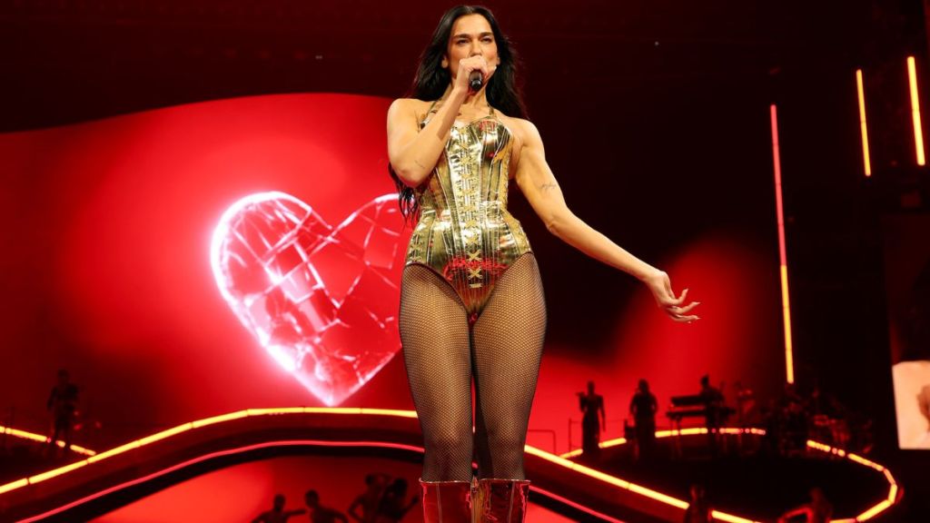 ‘Grateful’ Dua Lipa Reflects on ‘Sold-Out’ MSG Shows in New Photos