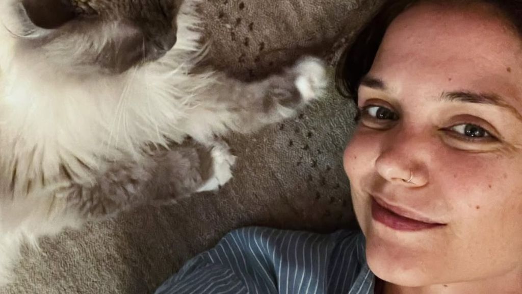 Katie Holmes Finds Reconnecting With Her A-Lister Ex 'Intoxicating,' Says Source