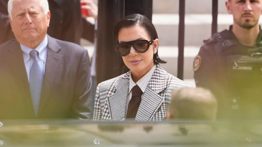 Kris Jenner’s MAC Cosmetics Photo Leak Had the Momager’s Approval, Source Claims