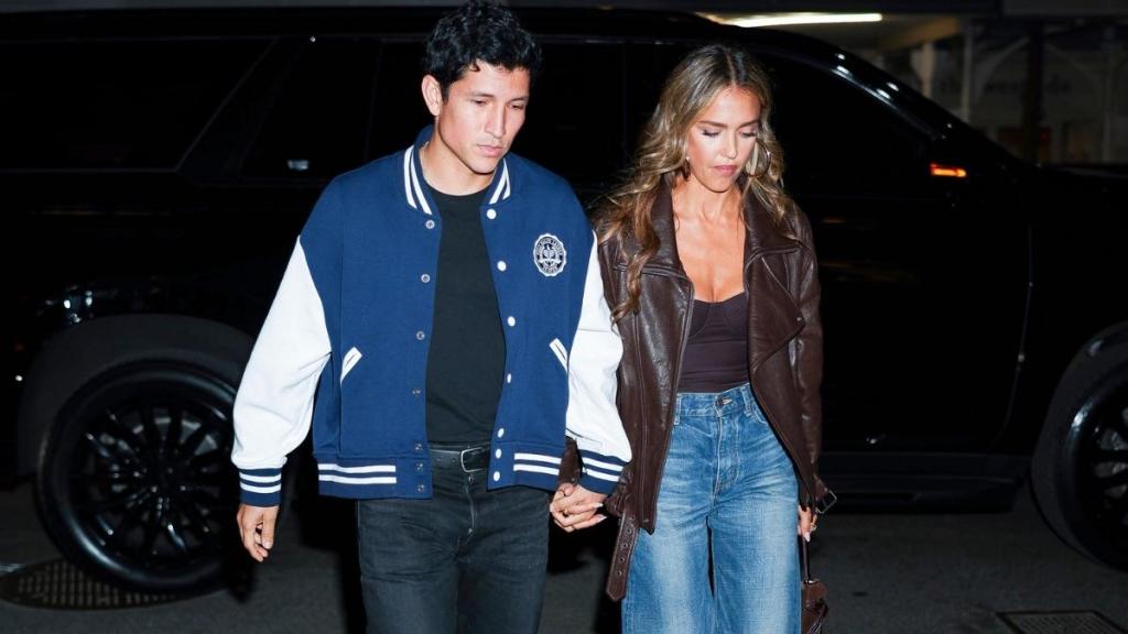 Jessica Alba Pairs Risqué Top With Unbuttoned Leather Jacket for Date Night