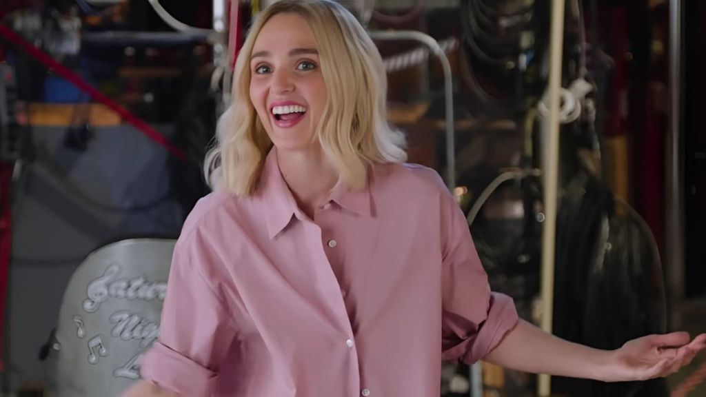 SNL Gets Compared to a ‘Buddhist Exercise’ by Chloe Fineman