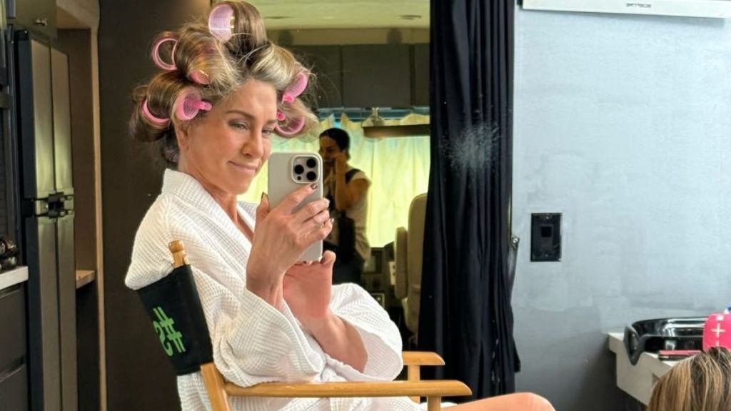 Jennifer Aniston Is Happy Her Ex-Husband's Ex-Wife Is Leaving US, Says Source