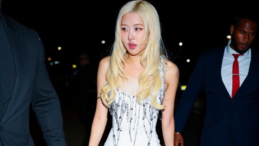 Blackpink’s Rose Turns Heads With Her All-White Look at Vmas Afterparty