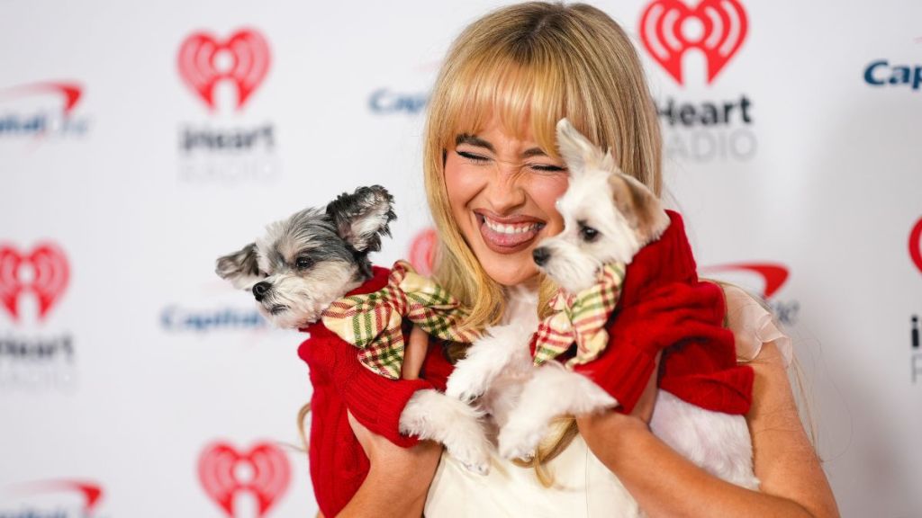 Sabrina Carpenter Puts on a Leggy Display as She Steps Out With Her Dog