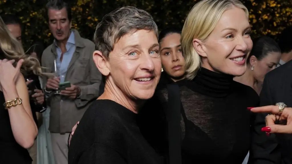 Fans React to Ellen DeGeneres Debuting New Hair in Paris