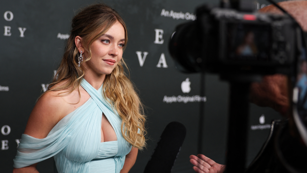 Sidney Sweeney American Eagle Jeans ad