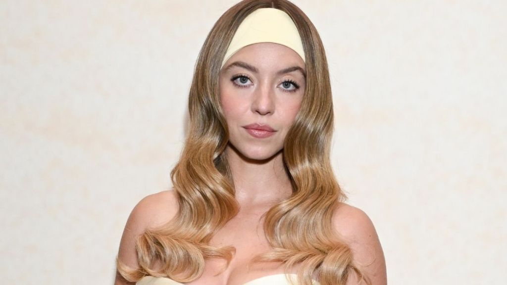 New Sydney Sweeney Movie ‘Concerns’ Hollywood Legend Kim Novak