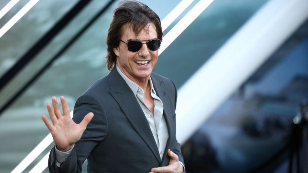 Joe Rogan Calls Tom Cruise 'Nuts' For a Reason