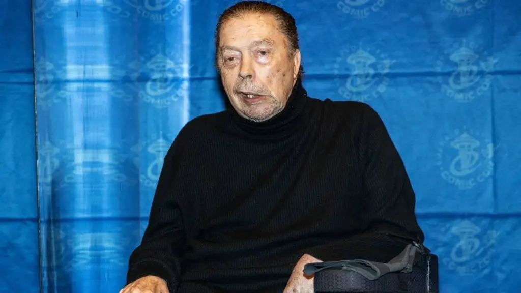 It Actor Tim Curry on Loathing Clowns & Not Reveling Pennywise Role