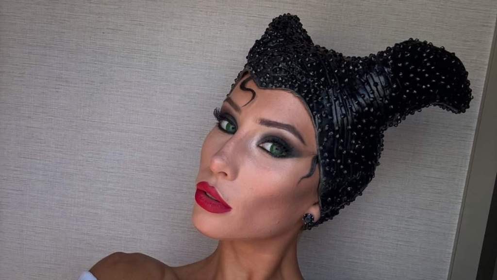 Alix Earle Stuns Fans as Maleficent in Black Sparkly Cut-Out Dress: 'I'd Eat the Apple Too'