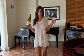 Emily Ratajkowski