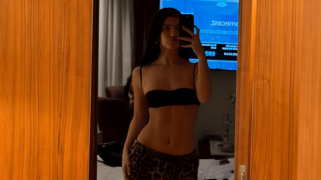 Charli D'Amelio Looks 'Gorgeous' in Bra Top Look