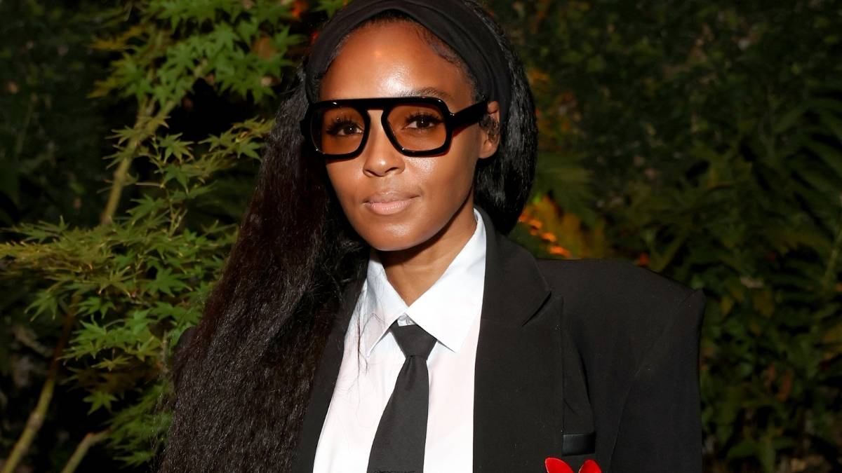 Janelle Monáe Claims She Time-Traveled To See ‘70s David Bowie - Mandatory