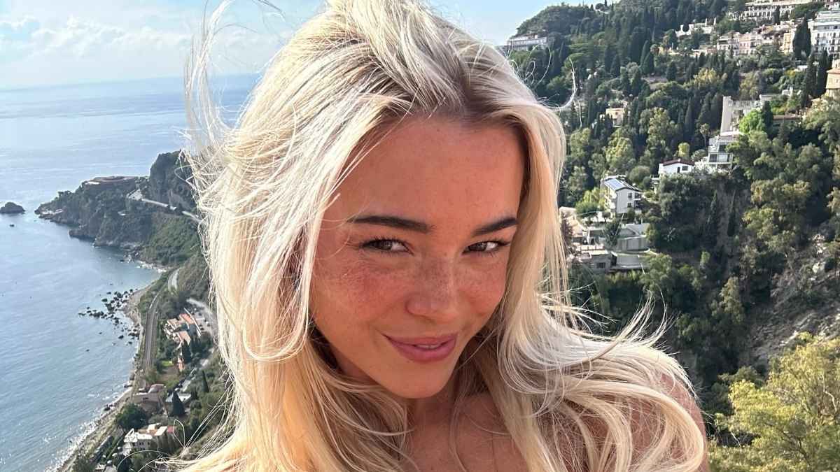 Livvy Dunne Silences Haters With Swimsuit Headstand Stunt Mandatory