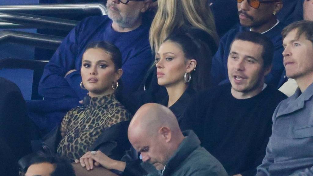 Selena Gomez, Brooklyn and Nicola Peltz Beckham