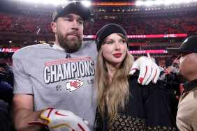 Travis Kelce and Taylor Swift (5)