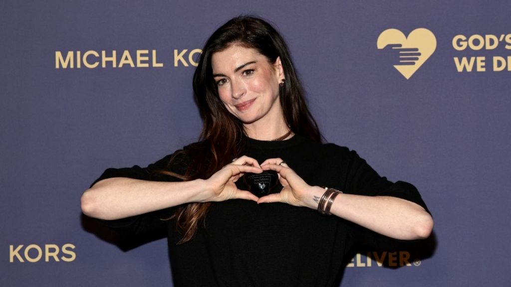 Sabrina Carpenter 'Arrests' Anne Hathaway For Being a Princess