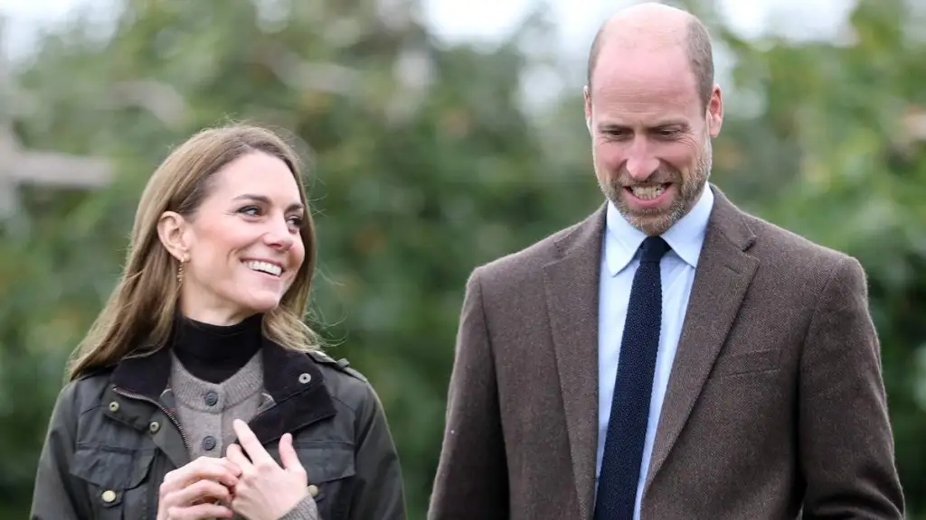 Prince William & Kate Middleton Offer ‘Safe Space’ for Country — Source