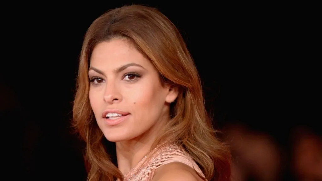 Eva Mendes Provides an Update on London Relocation Rumors