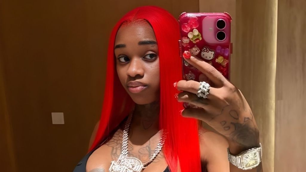 Sexyy Red Has Fans 'Hypnotized' With Her Bikini Look